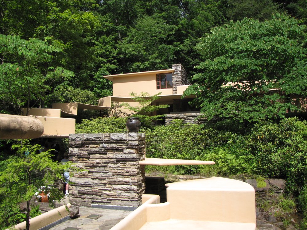 พาชมสุดยอดสถาปัตยกรรมบ้านน้ำตก Falling Water